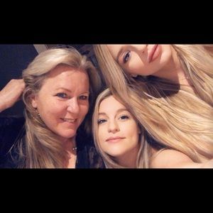 Meet your Posher, Alexis